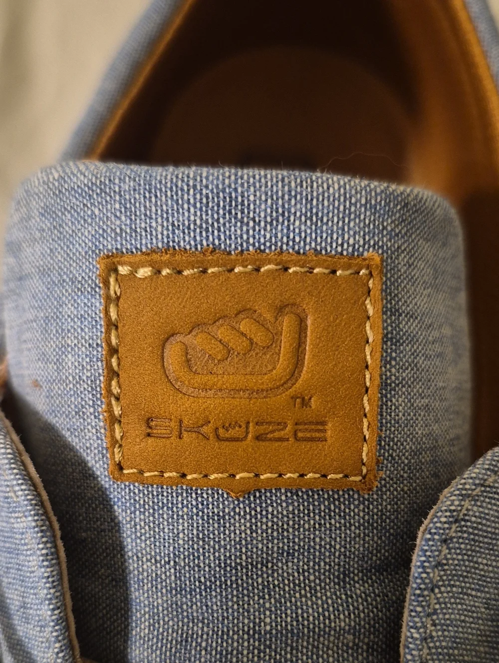 Skuze Men’s Light Blue Canvas Boat Shoes with Tan Accents